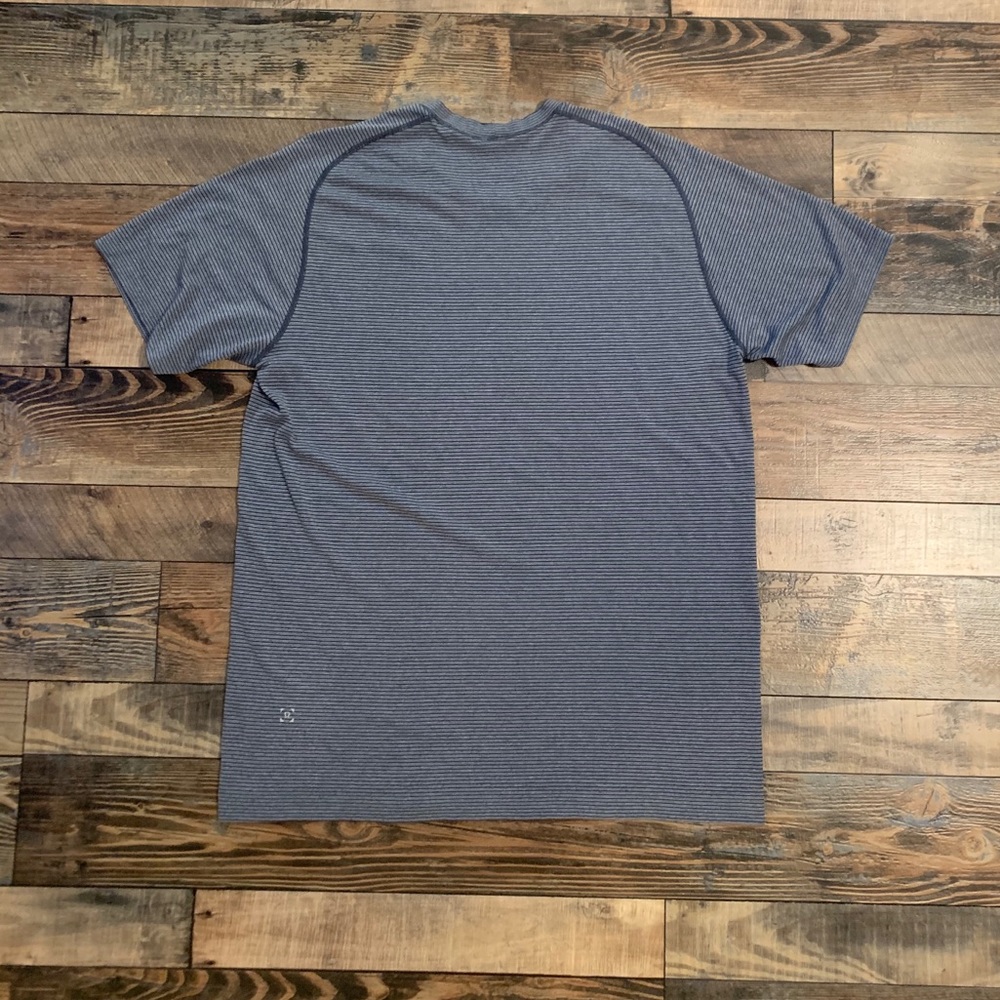 Men’s lululemon metal vent tech